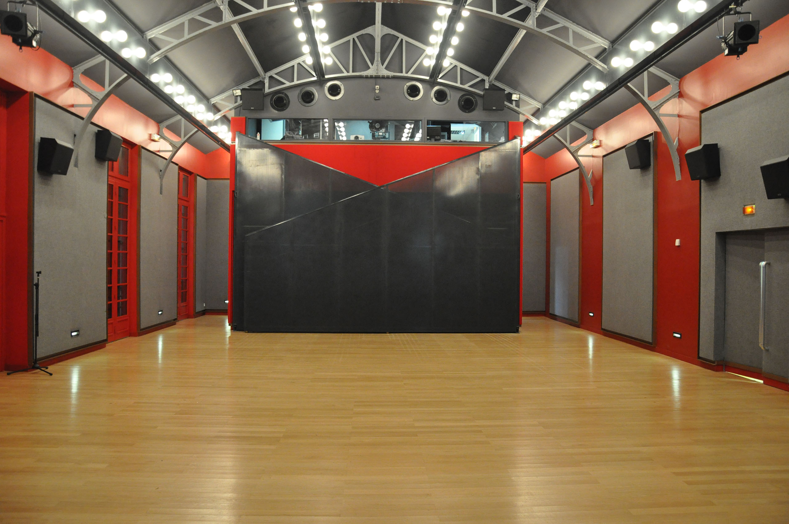 1 Place Navarre 95200 Sarcelles Tabac
