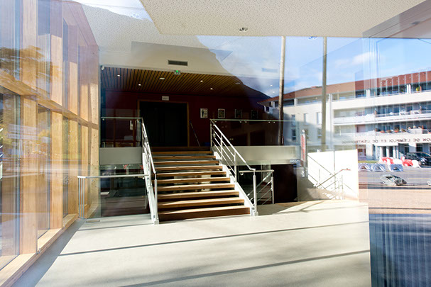 grima, loussouarn, architectes, gl, rénovation, construction, cinéma, La vence scène, Saint-Egrève, 38, Maria Godlewska,